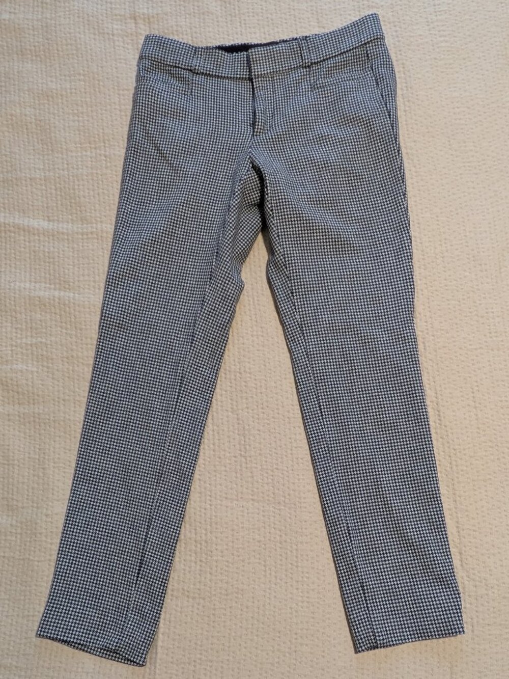 Banana Republic Ankle Cropped Pants - Black/White Houndstooth - Size 0